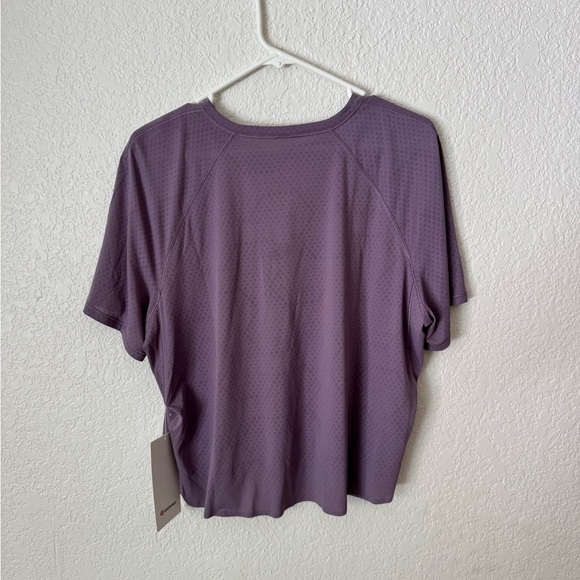 NWT Lululemon Running T-Shirt - Size 14 - Picture 4 of 5